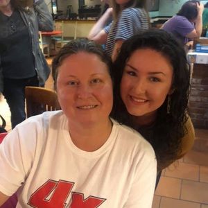 Meet your Posher, Suzanne